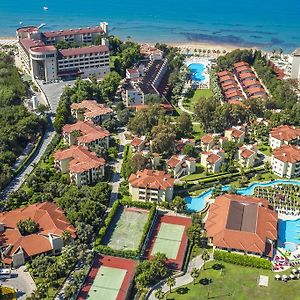 Melas tatil Köyü